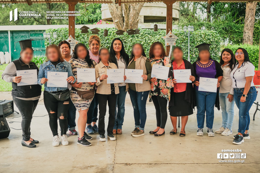 SBS - Reinserción - Medidas Socieducativas - Graduación Escuela para Padres - 15
