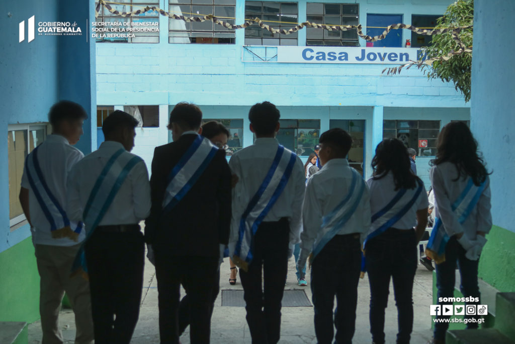 SBS - Protección - CASA JOVEN Mixco - Graduaciones de Promoción 2023 -4