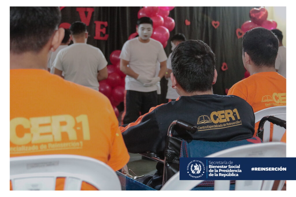 SBS - Reinserción - CER1 - Celebración del Día del Cariño - 24