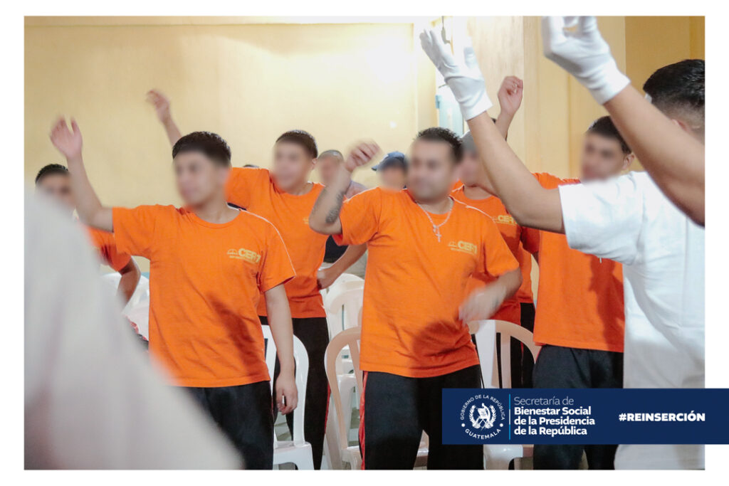 SBS - Reinserción - CER1 - Celebración del Día del Cariño - 28